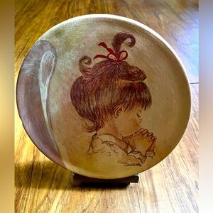 Vintage 8 inch praying girl prayer Chalkware 1978 hand painted